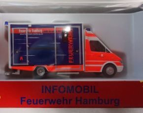 Infomobil der Feuerwehr Hamburg
